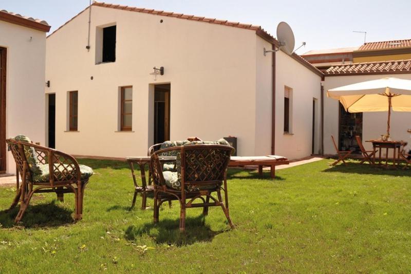 Càbras Lanita B&B المظهر الخارجي الصورة